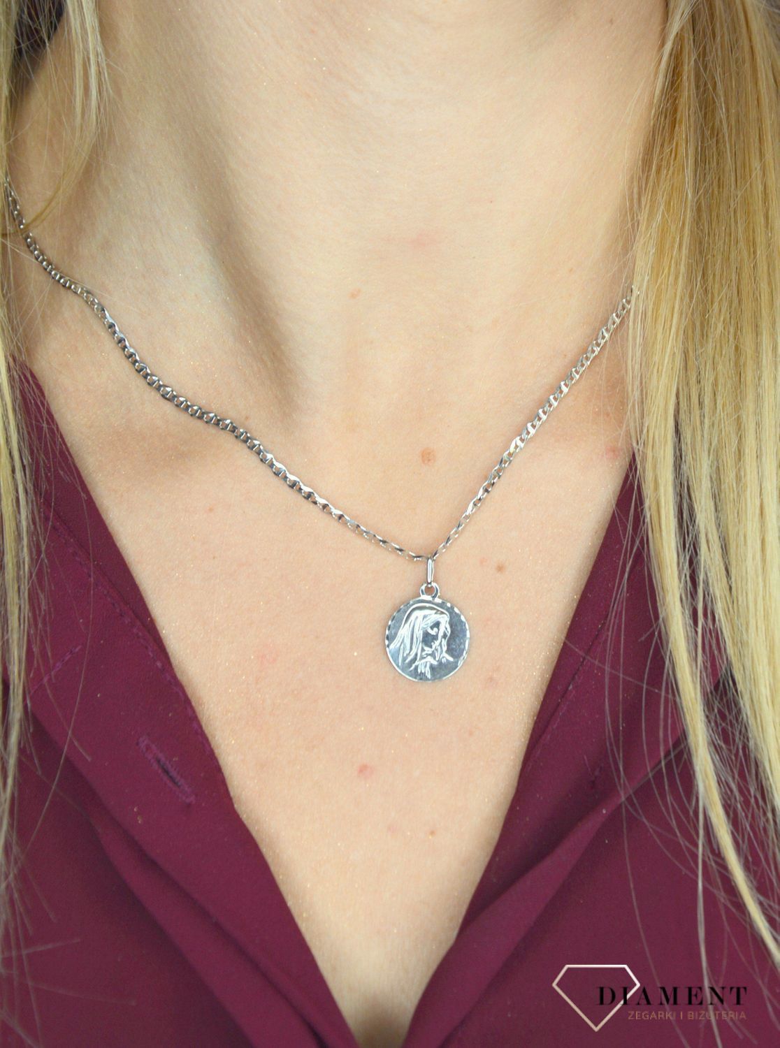 Złoty łańcuszek 585 Białe złoto Gucci 2,5 mm BKŁ000000-438B 2,5mm ✅ Złoty łańcuszek o splocie Gucci wykonany z najwyższej jakości 14-karatowego białego złota.jpg